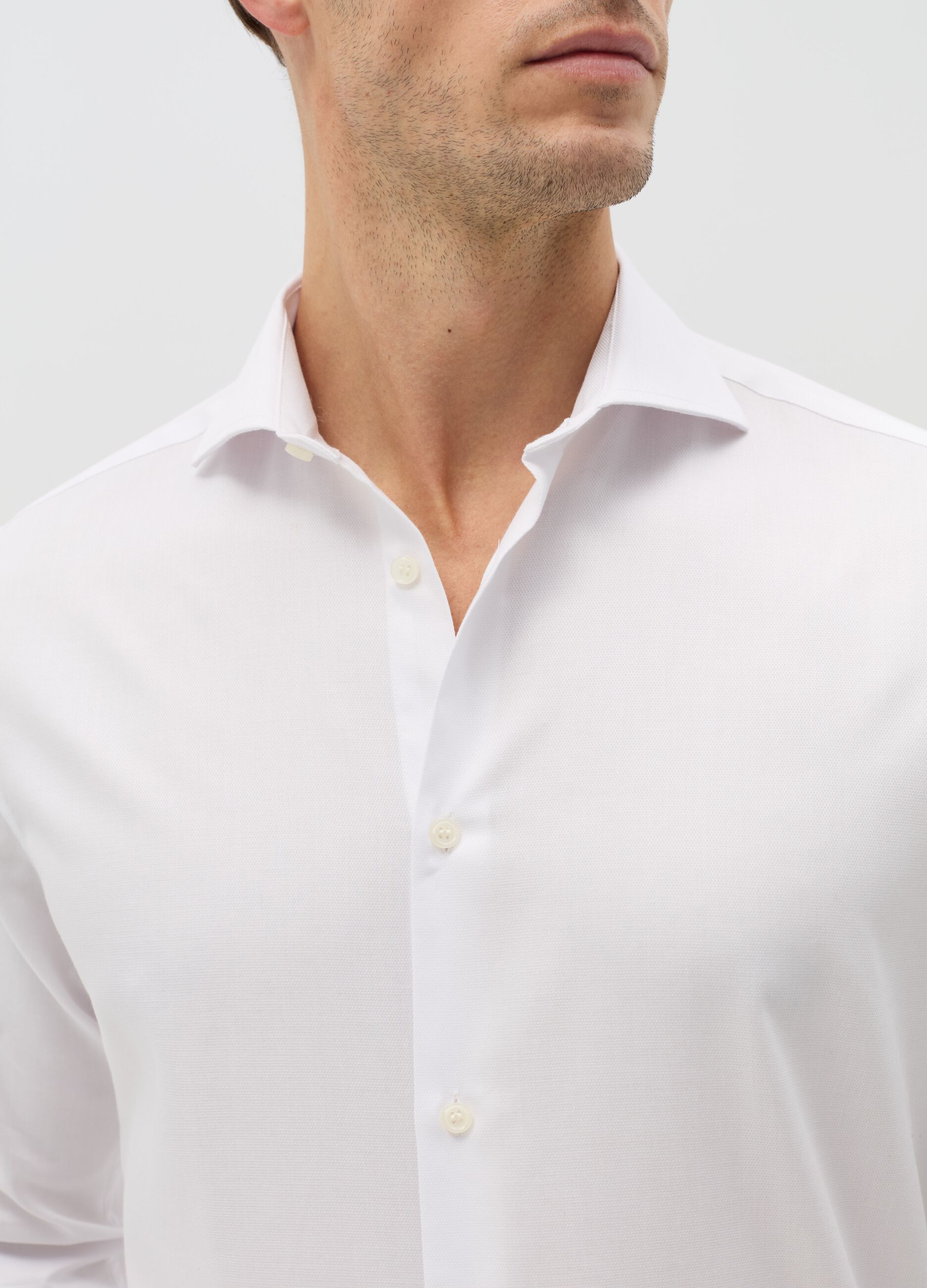 Regular-fit easy-iron shirt in white Oxford cotton