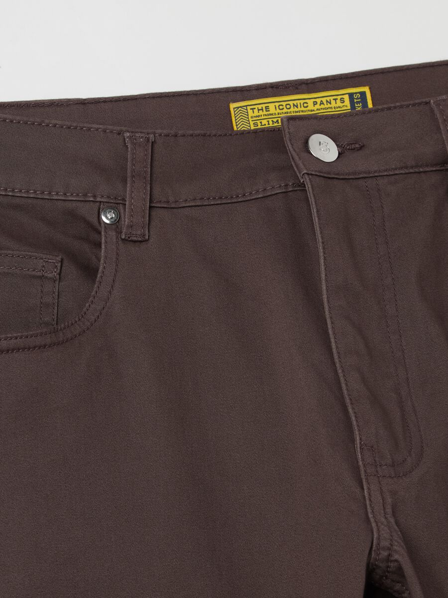 Slim-fit trousers with five pockets_5