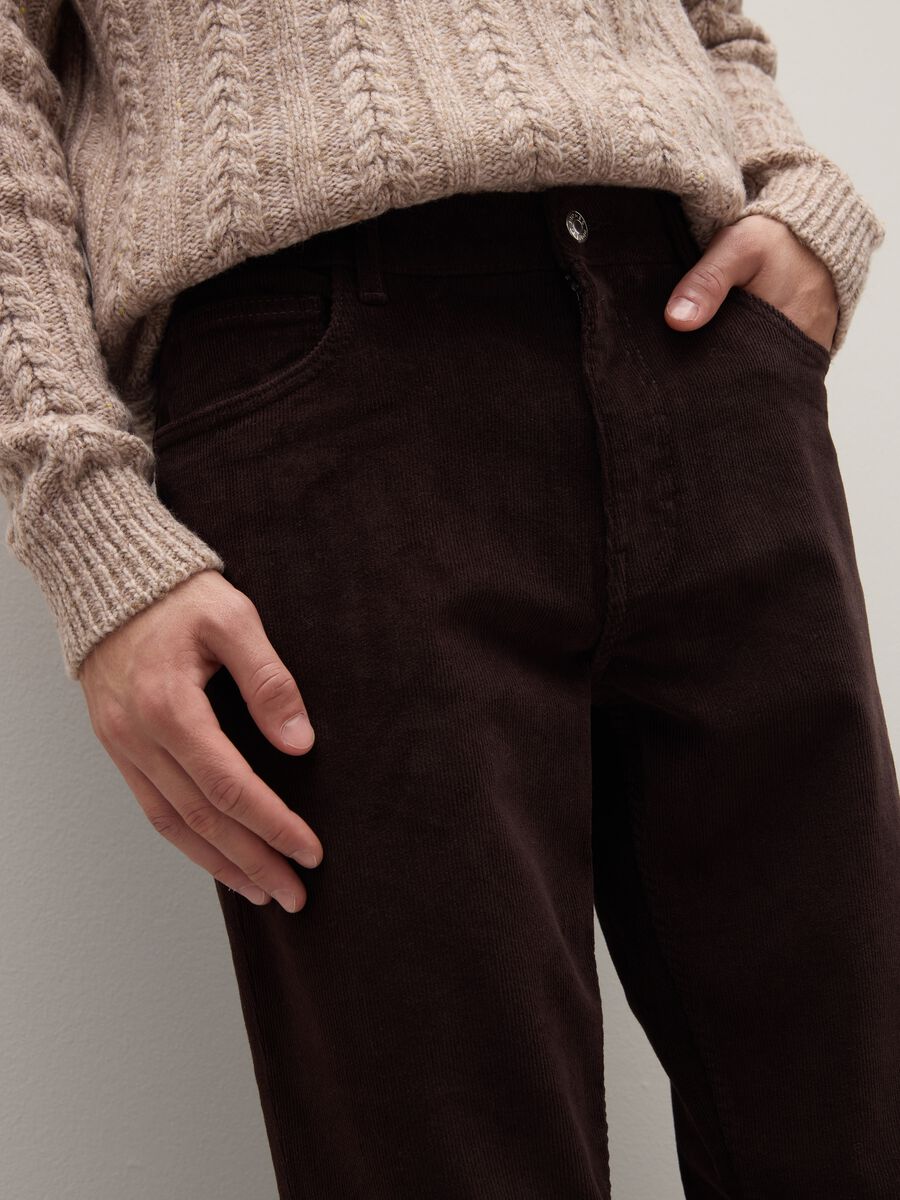Brown stretch cotton regular fit trousers_3