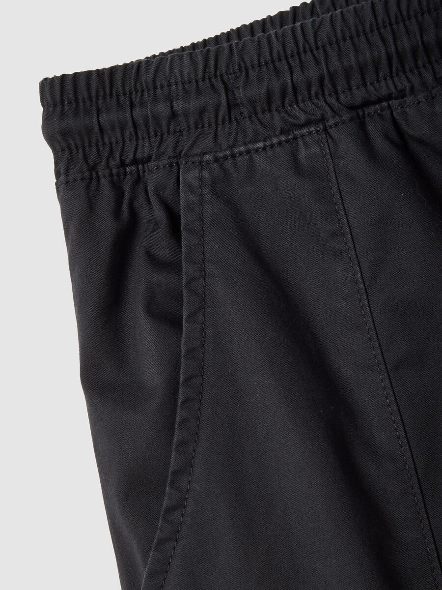 Pantaloni chino in puro cotone nero slim fit_5