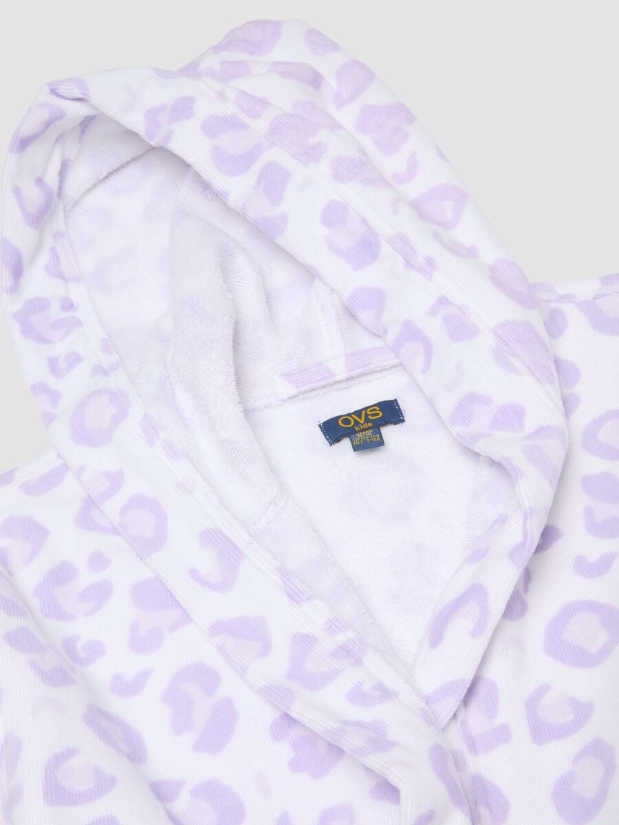 White and lilac-purple bathrobe in pure organic cotton_3