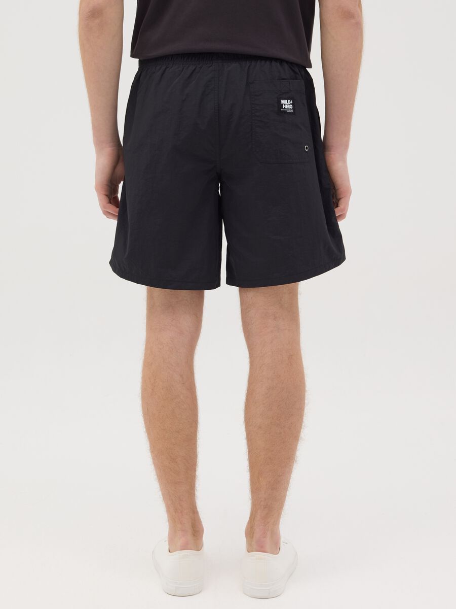 Boxer da uomo in nero regular fit con elastico e coulisse_2