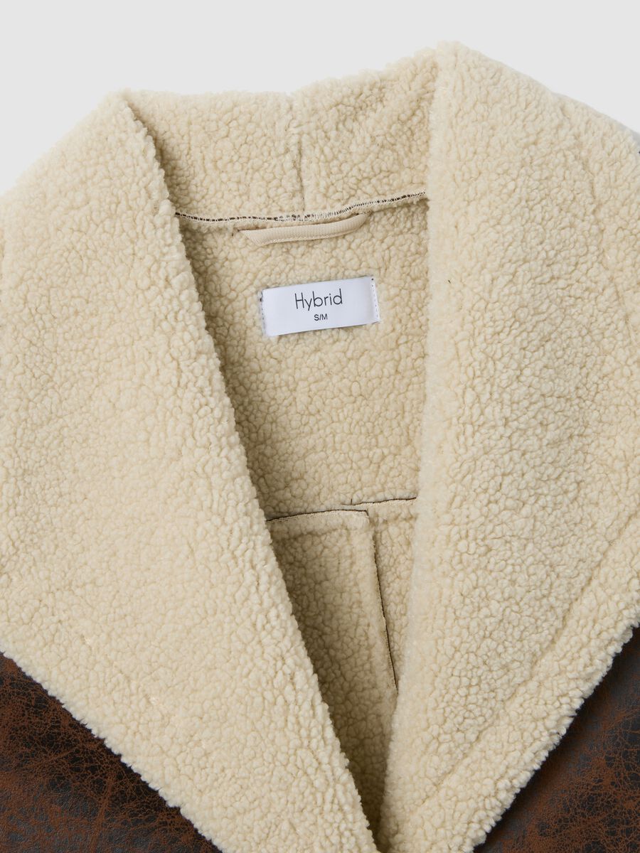 Brown regular fit gilet with zip_5