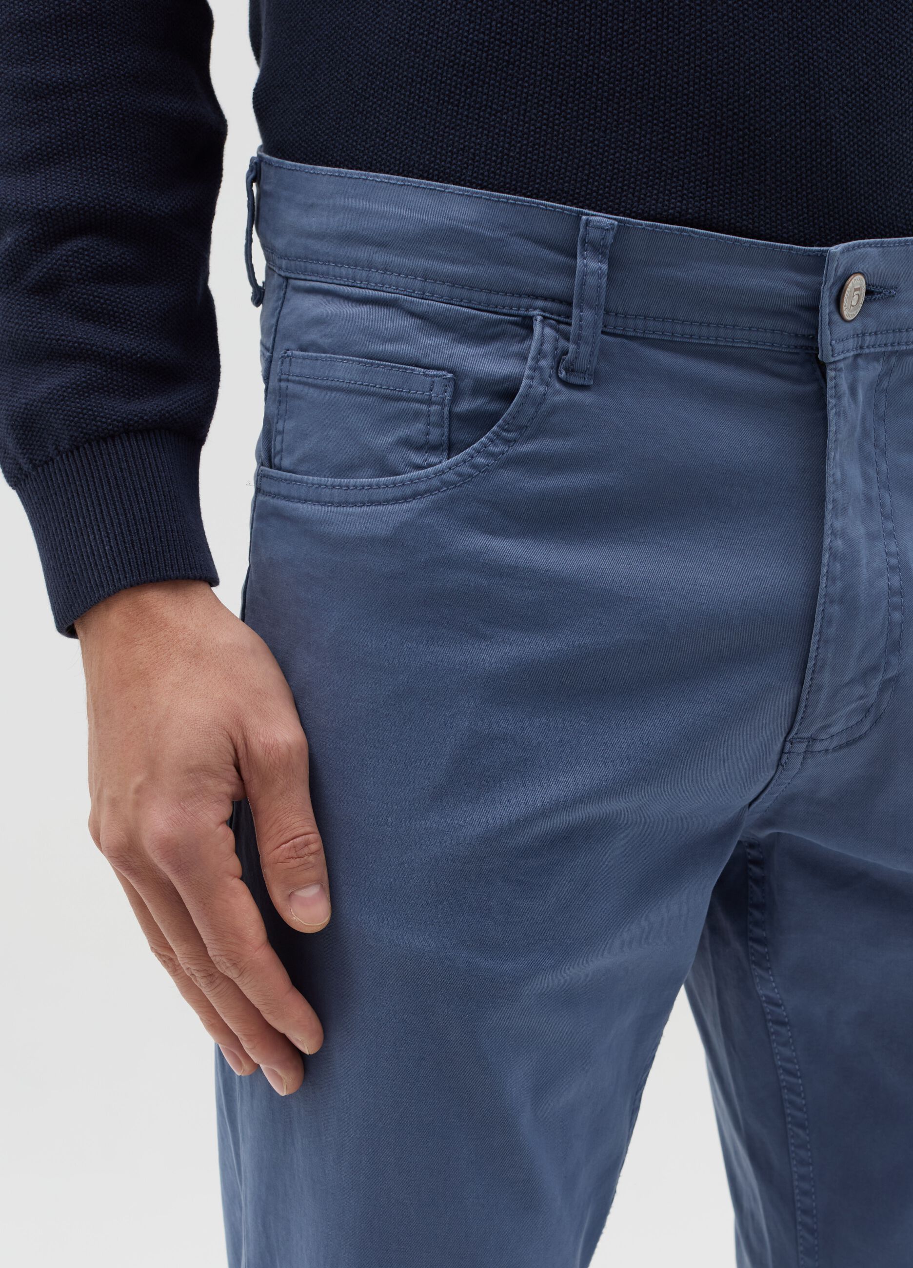 Pantalone slim fit in cotone stretch blu