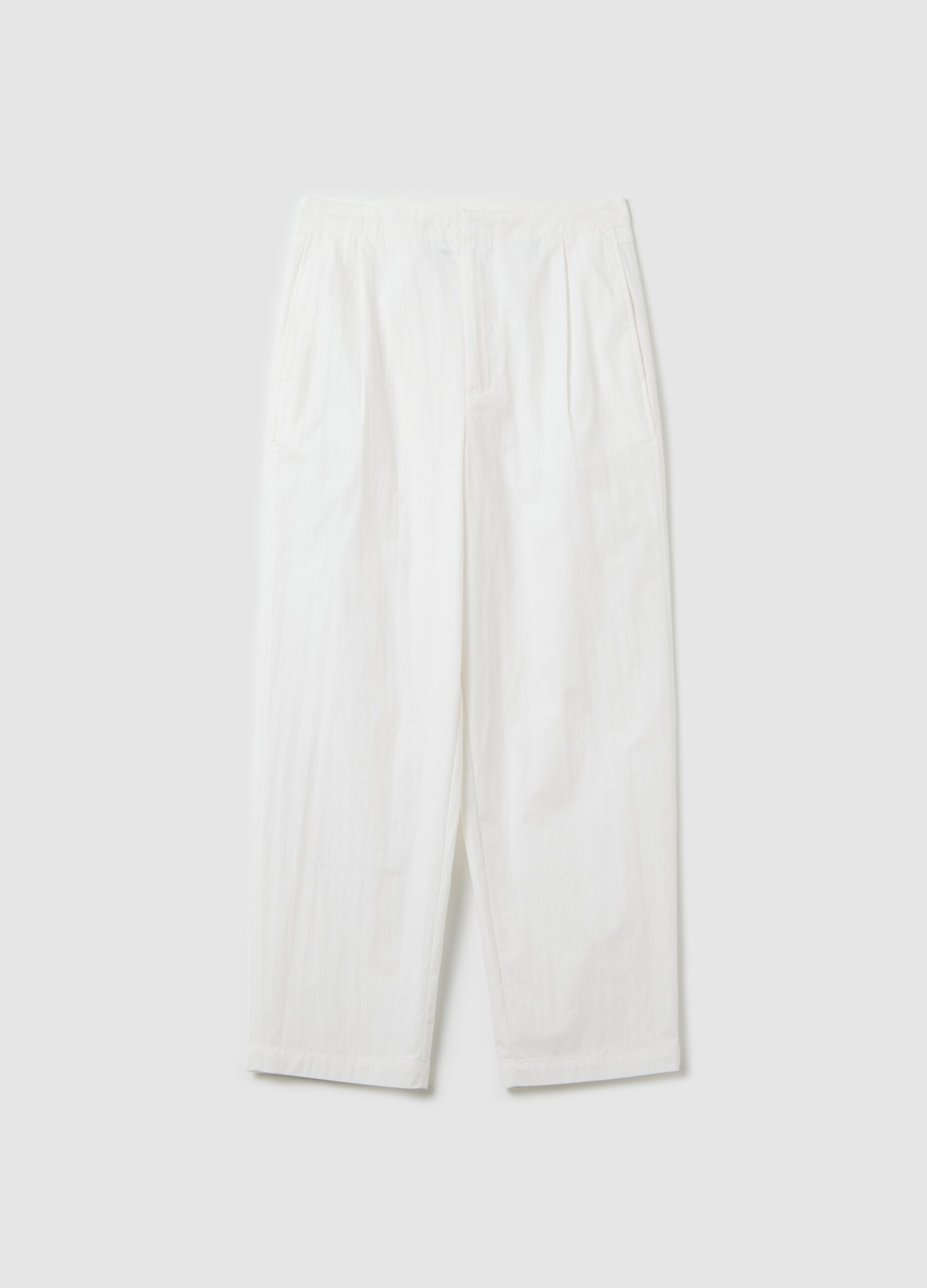 Pantalone carrot fit con pinces bianco