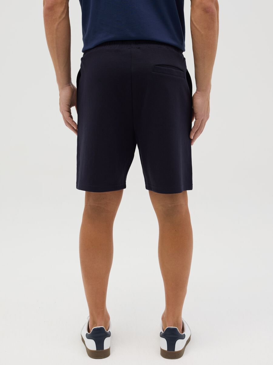 Blue Bermuda joggers in fleece_2