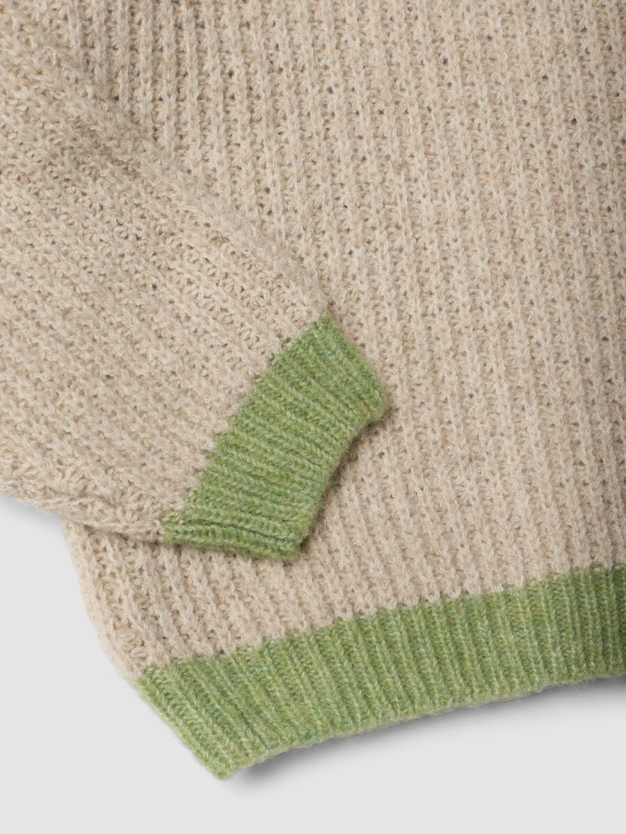 Maglione beige in tessuto elasticizzato con girocollo over fit_3