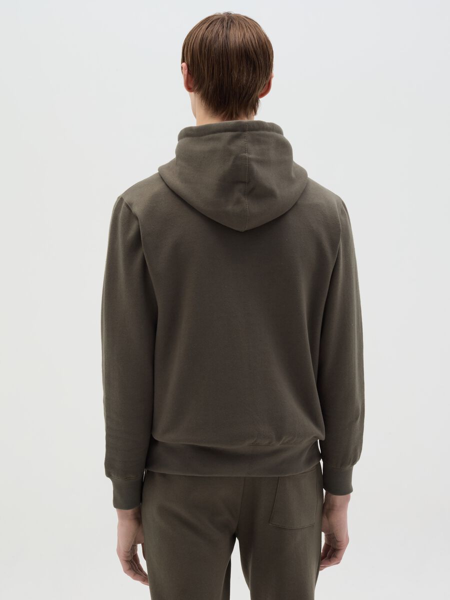 Essential full-zip sweatshirt with hood_3