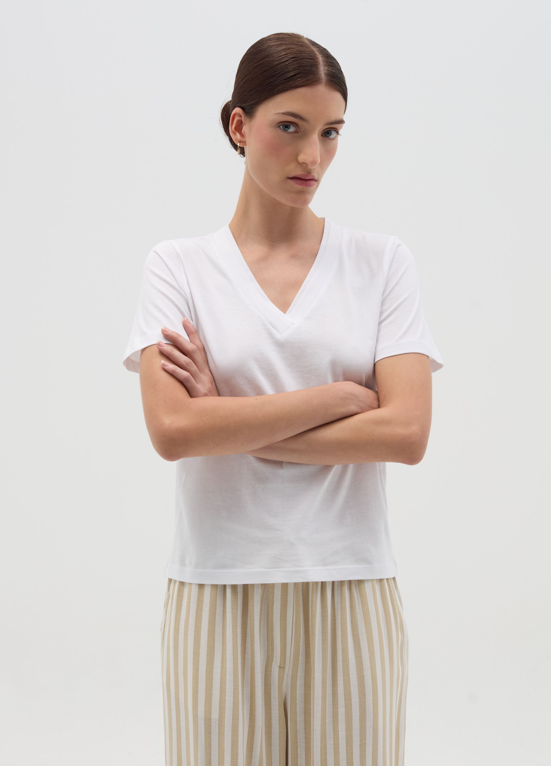 White T-shirt with V neck