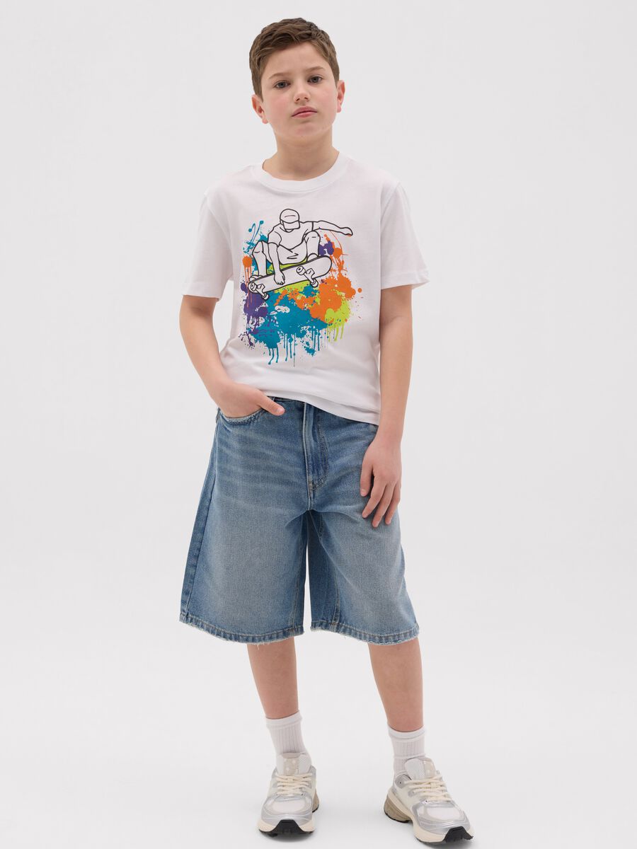 Rigid denim baggy shorts for boys_1