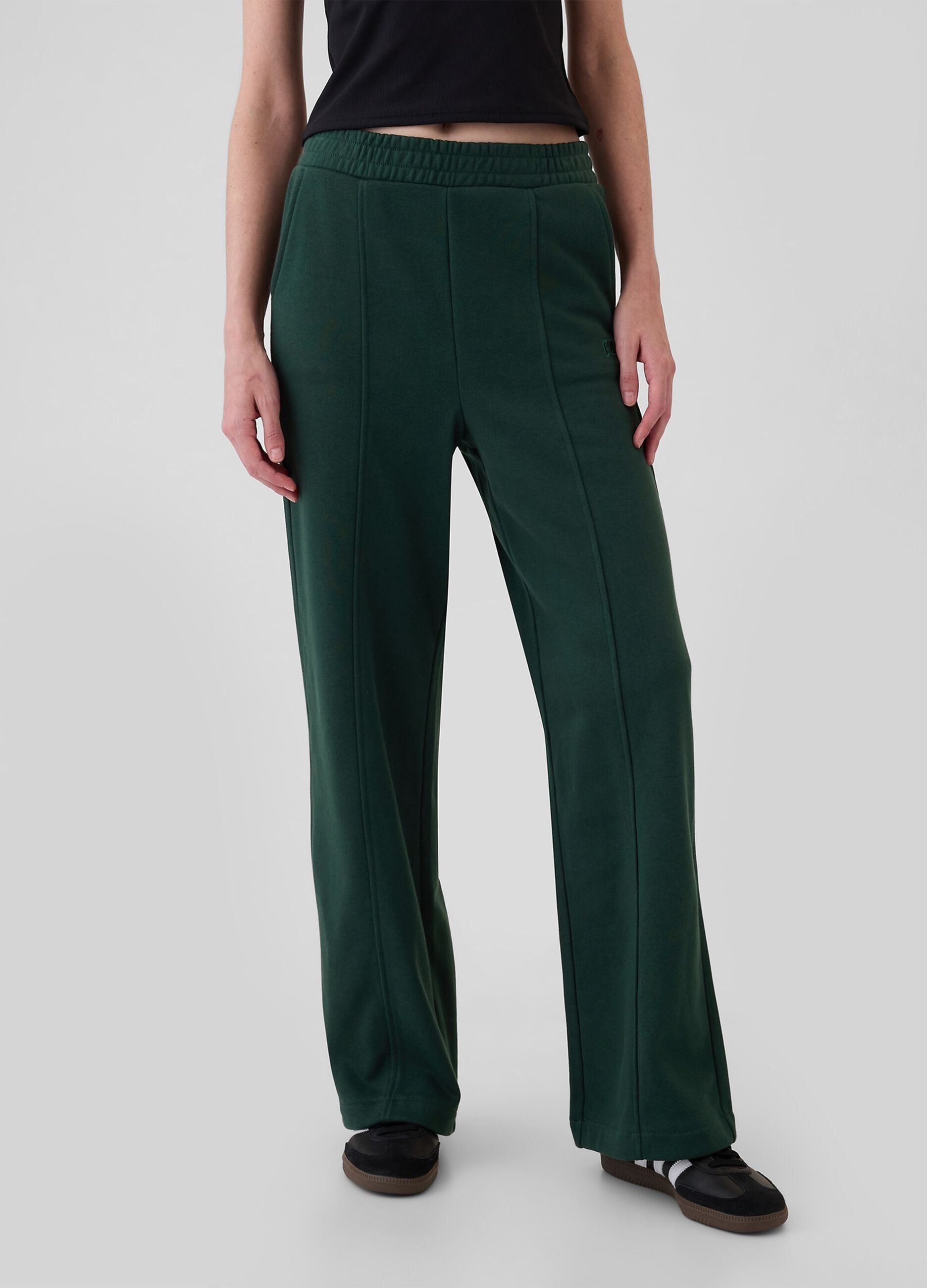 Straight-fit jogger trousers with raised stitching