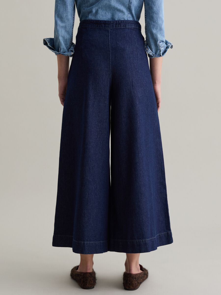 Jeans sartoriale relaxed fit con pinces_2