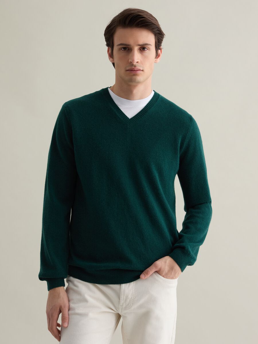 Pullover with V neck in lambswool_0