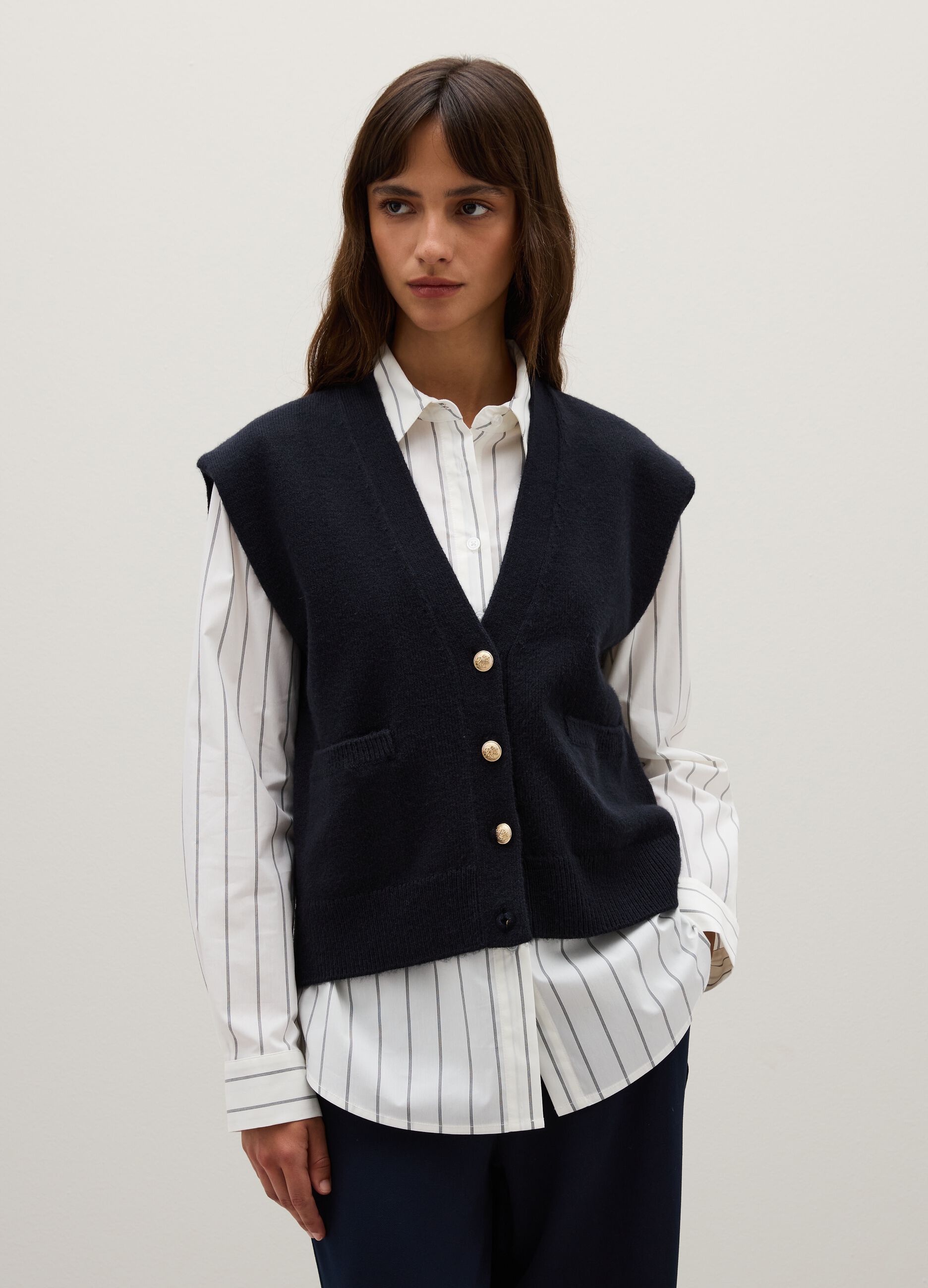 Gilet blu lungo con bottoni