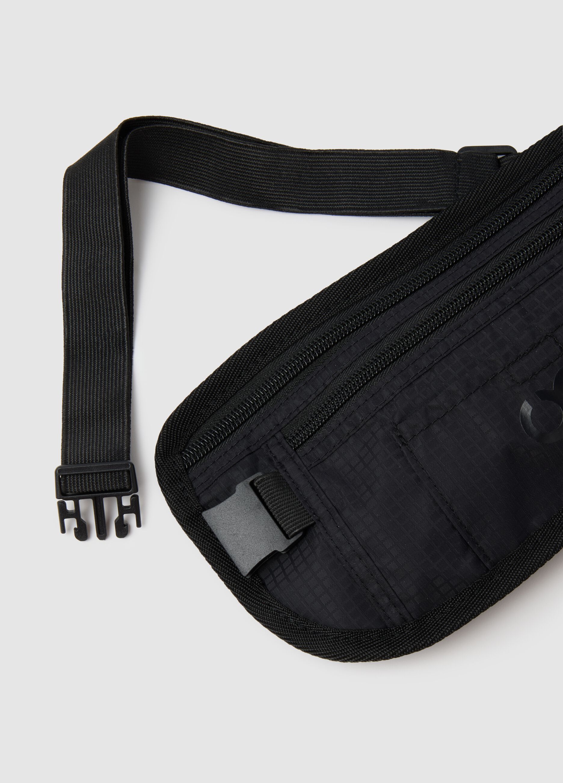 Men's black mesh texture crossbody bag