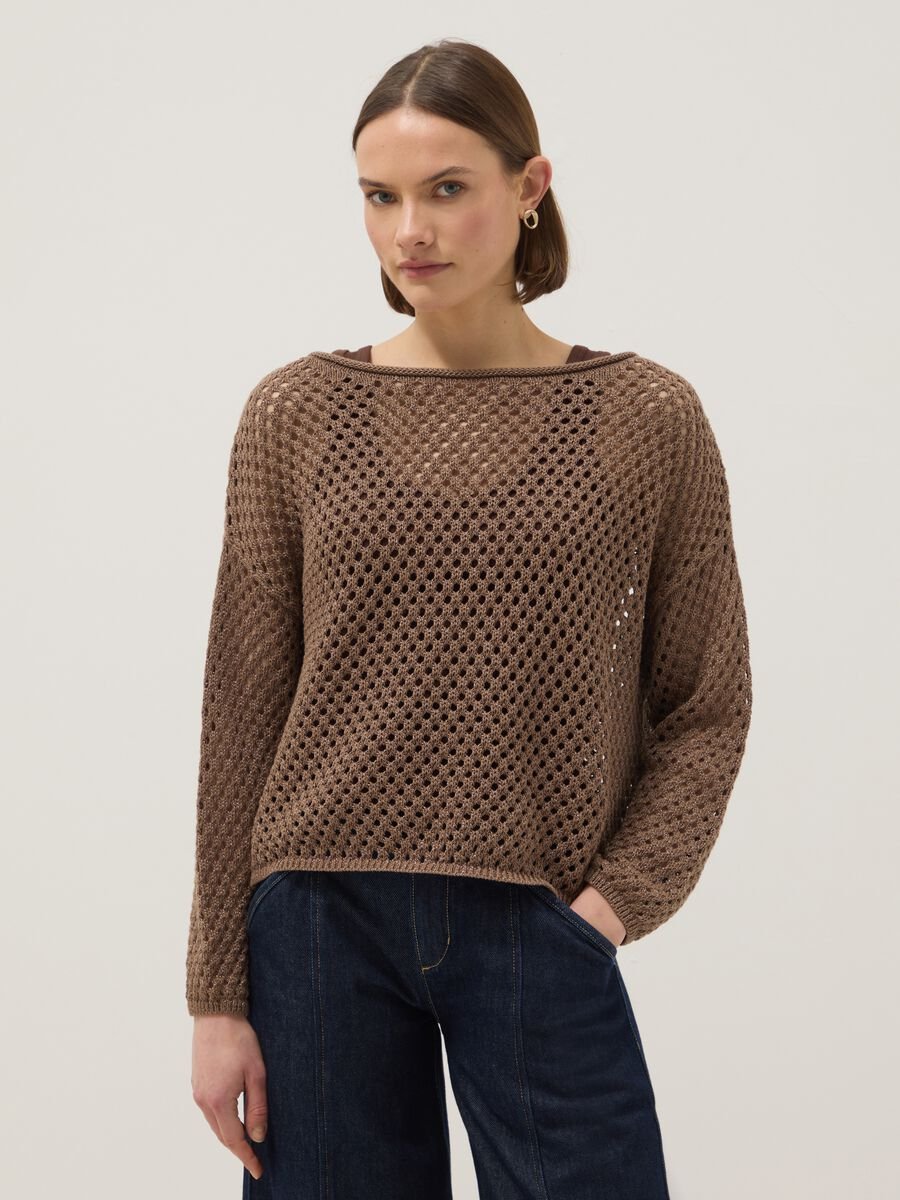 Maglia in misto cotone marrone oversize fit con texture a rete_0