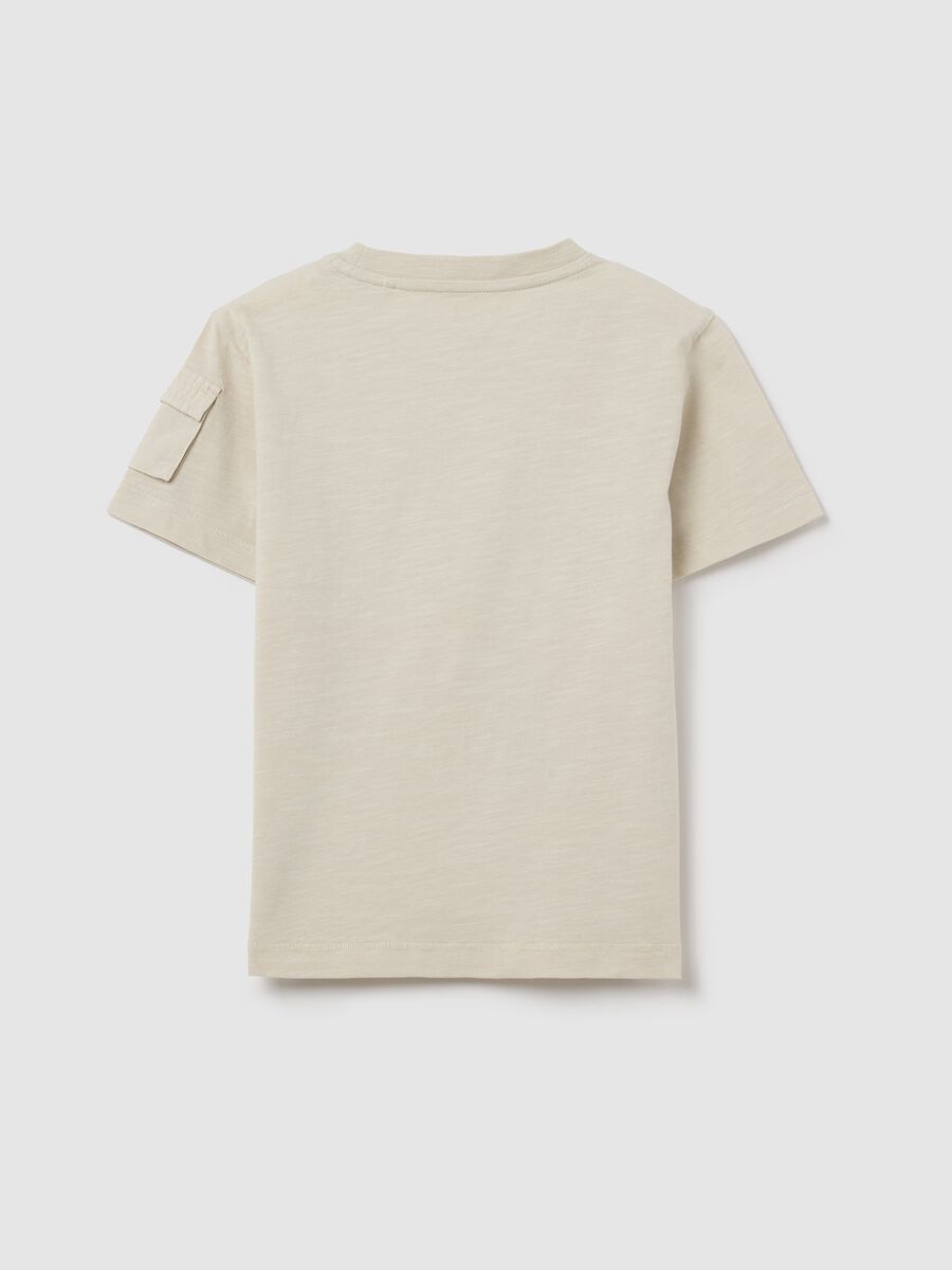 Cotton T-shirt with "Nature Connection" patch_1
