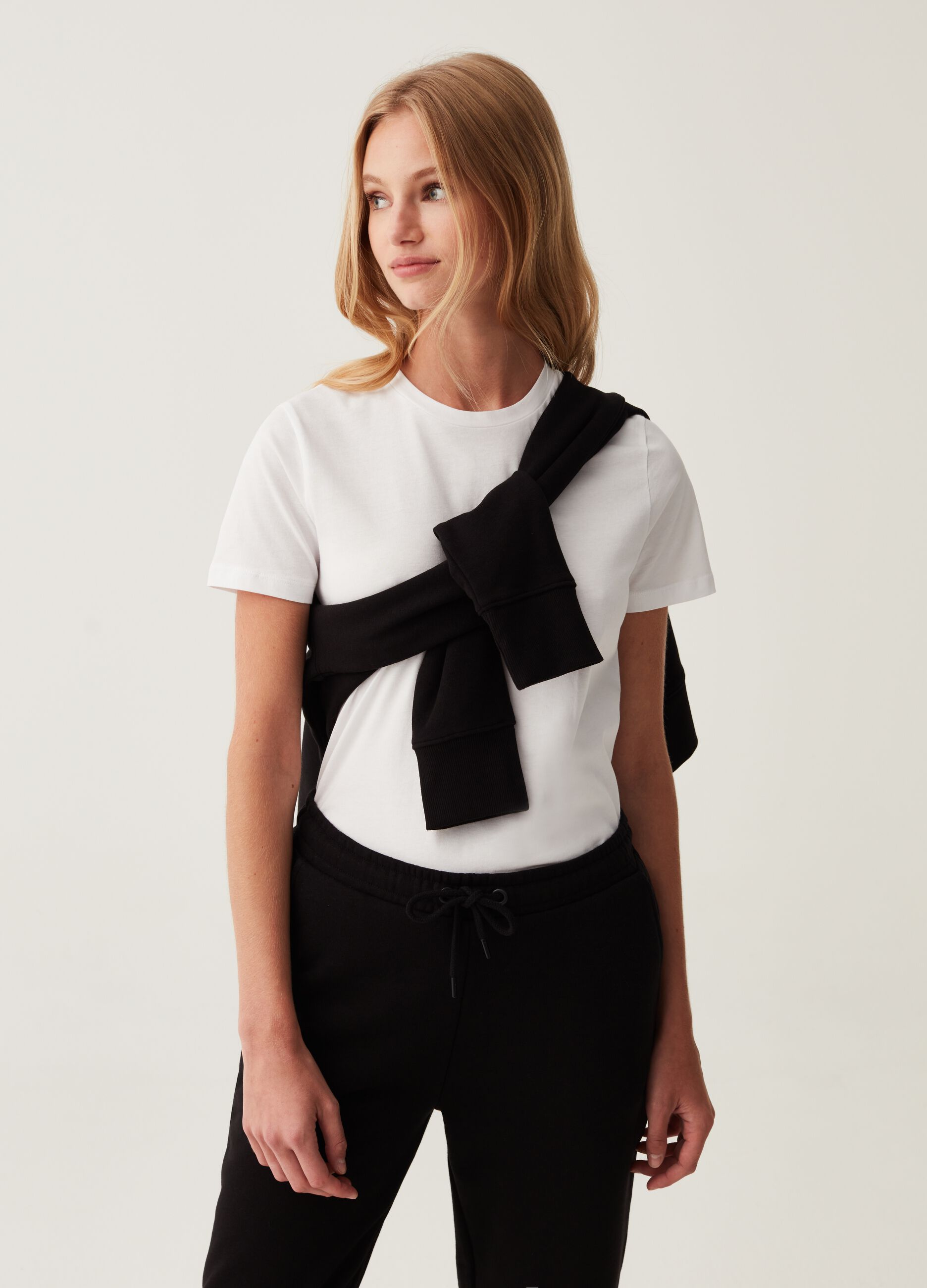 T-shirt in cotone con scollo rotondo