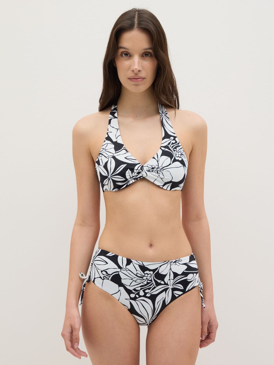 White and black floral bikini top with knot_1