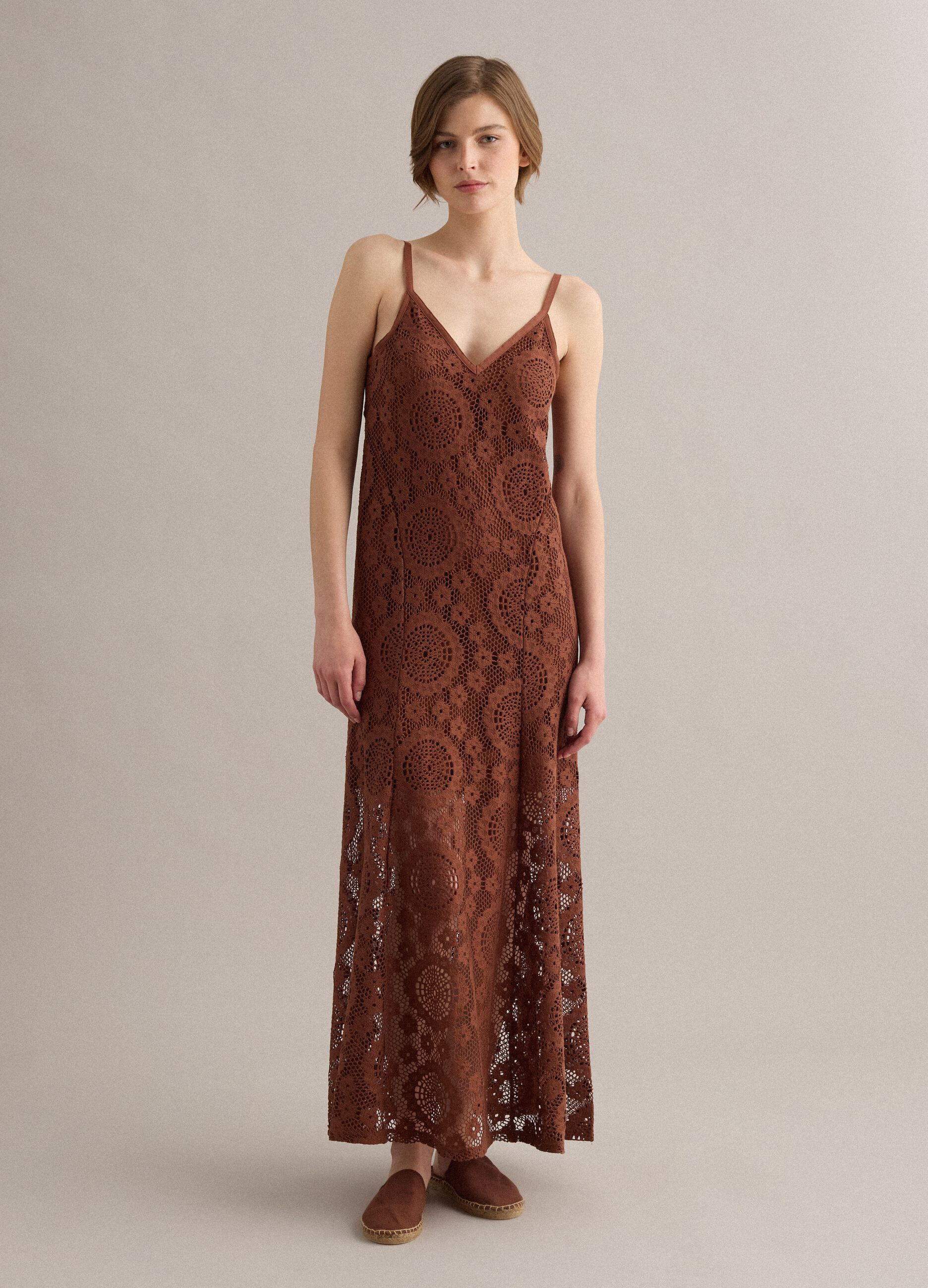 Long brown crochet dress with V-neck, regular fit