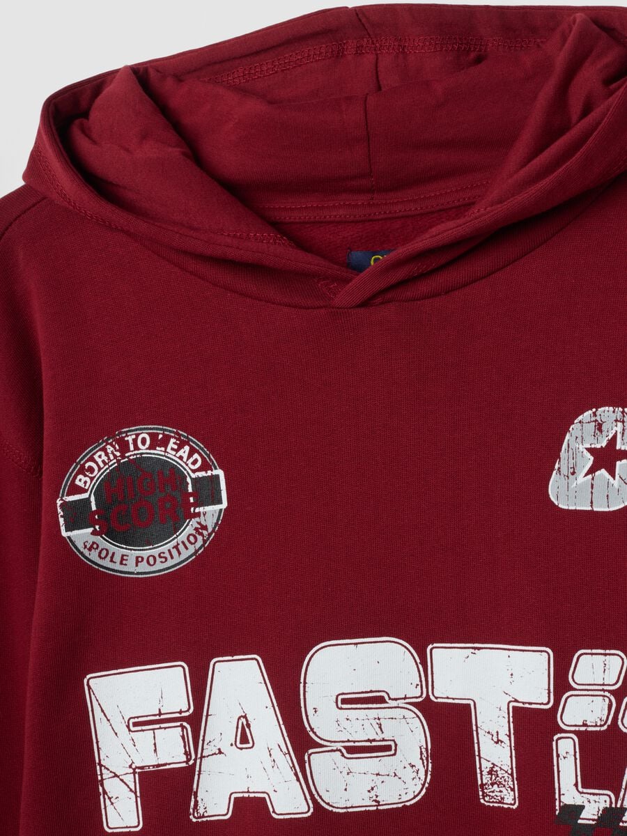 Hoodie rossa in puro cotone organico con stampe racing relaxed fit_2