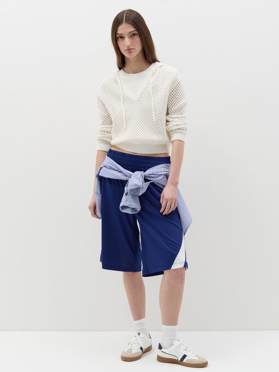 Bermuda joggers with contrasting piping_0