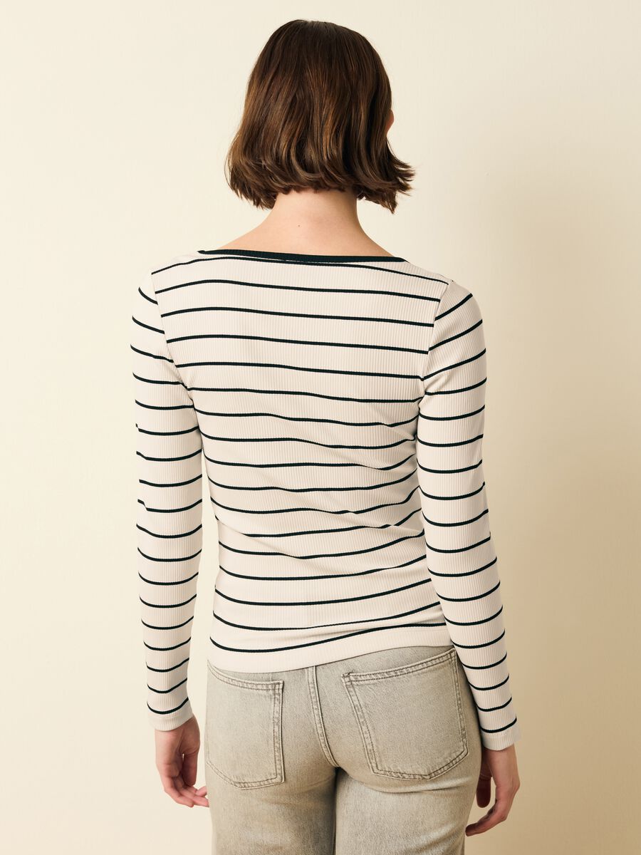 Ribbed T-shirt with striped pattern_3