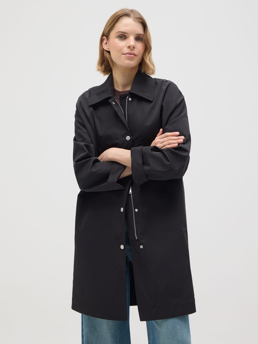 Black regular fit jacket with zip_0