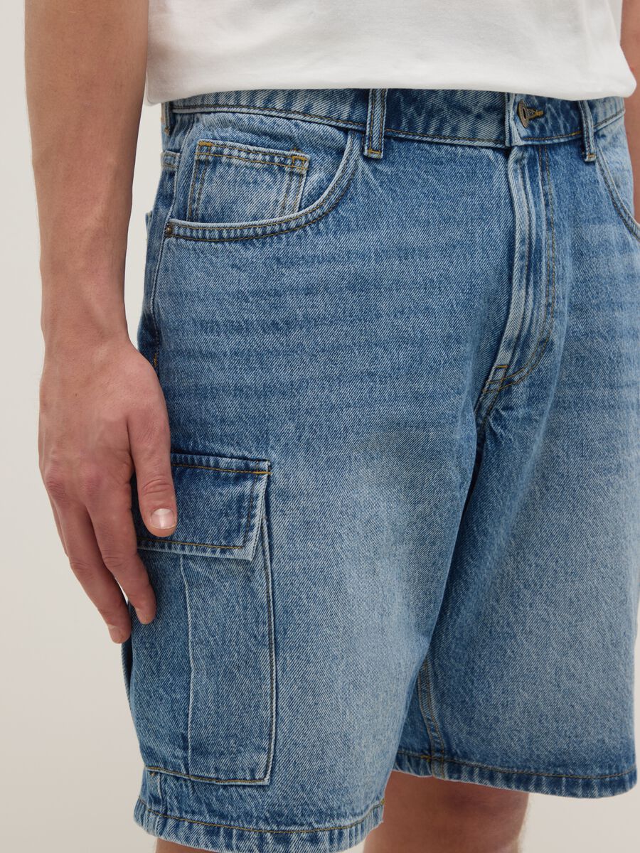 Regular-fit pure cotton blue denim Bermuda shorts_3