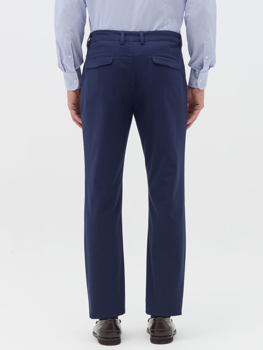 Regular-fit chino trousers_2