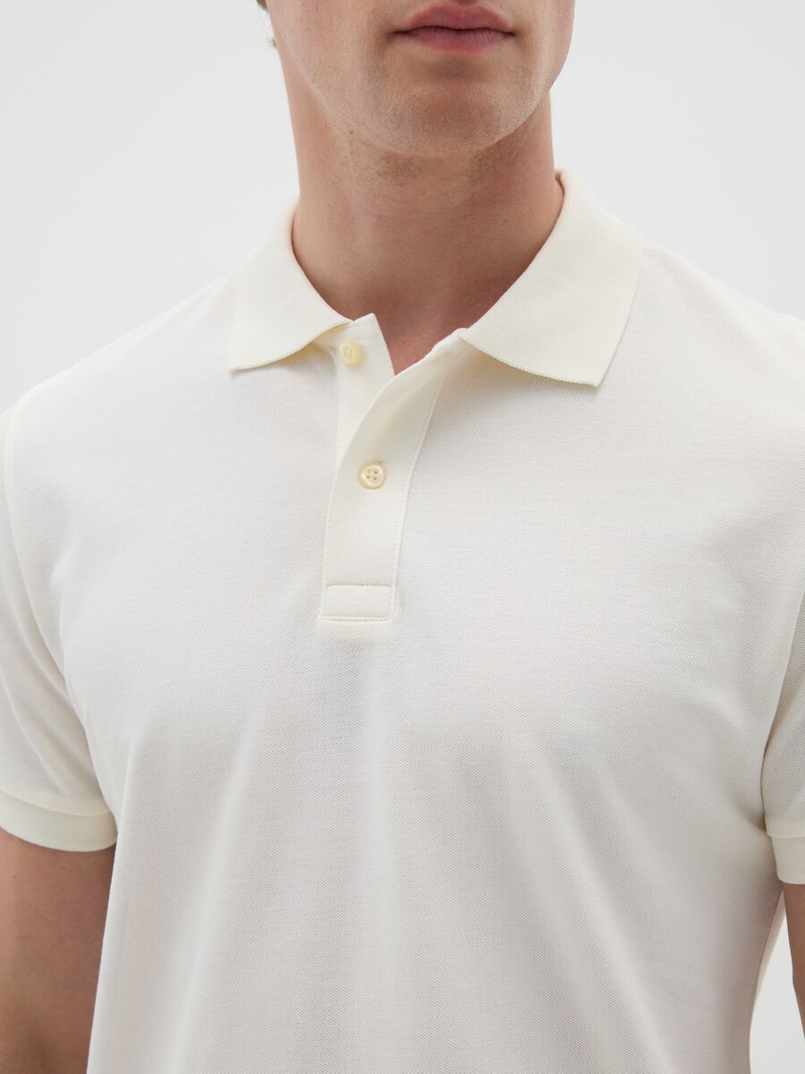 Polo da uomo in puro cotone beige regular fit_1