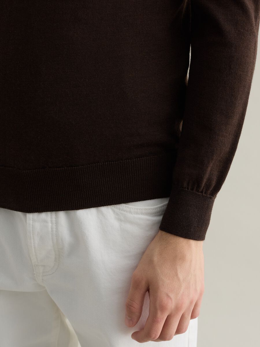 Merino wool pullover with high neck_2