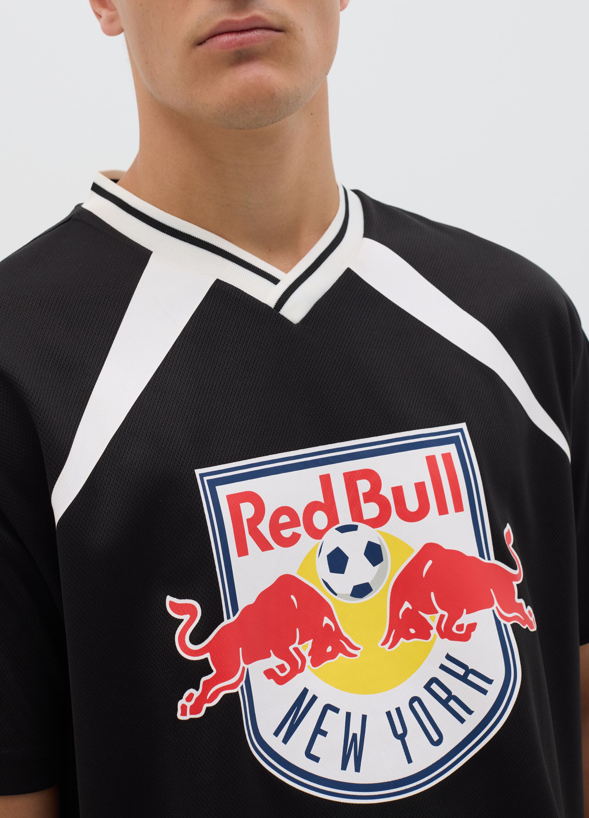 Red Bull New York black T-shirt with short sleeves