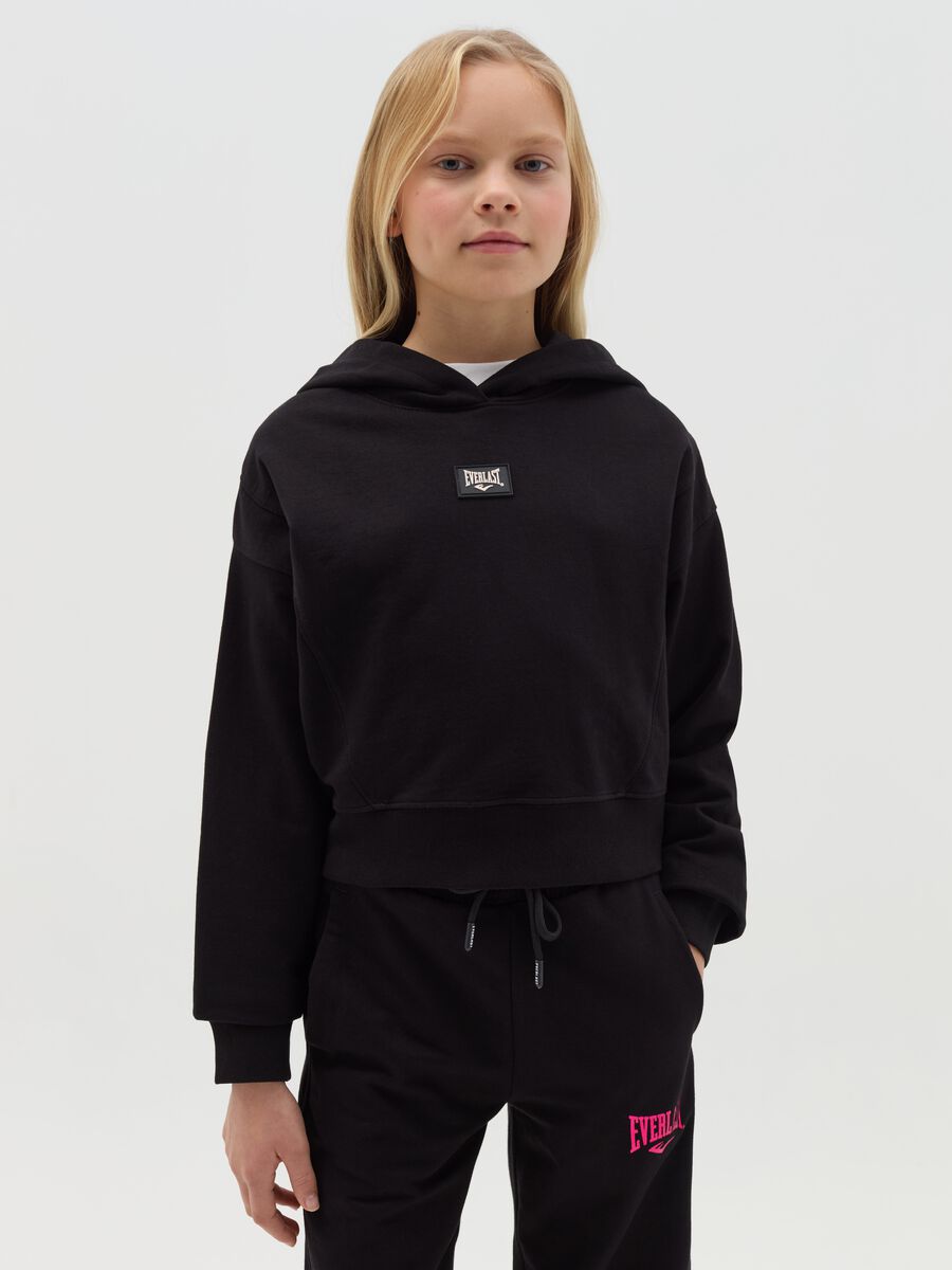 Cropped sweatshirt with hood and logo patch_0