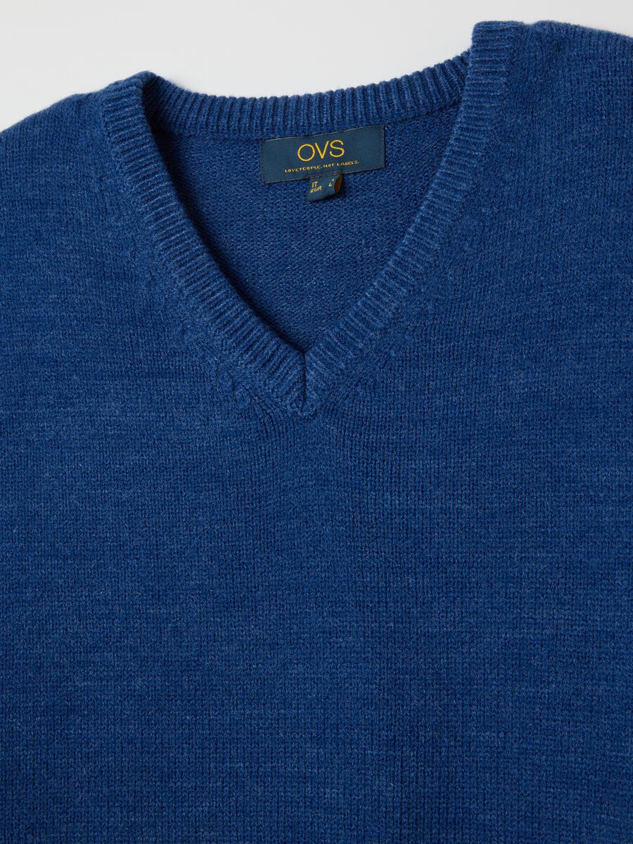 Blue V-neck sweater_1