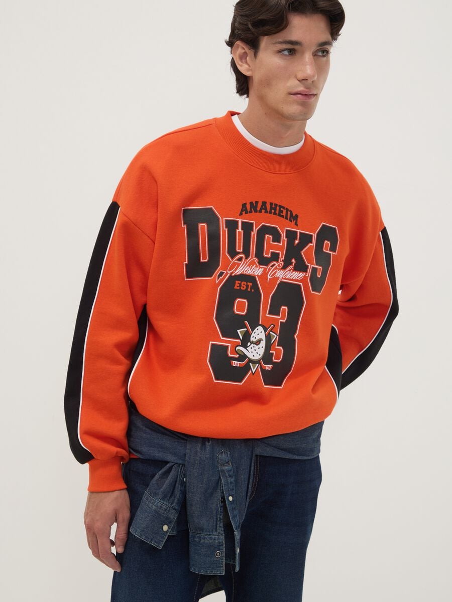 Red cotton-blend sweatshirt with Anaheim Ducks print_0