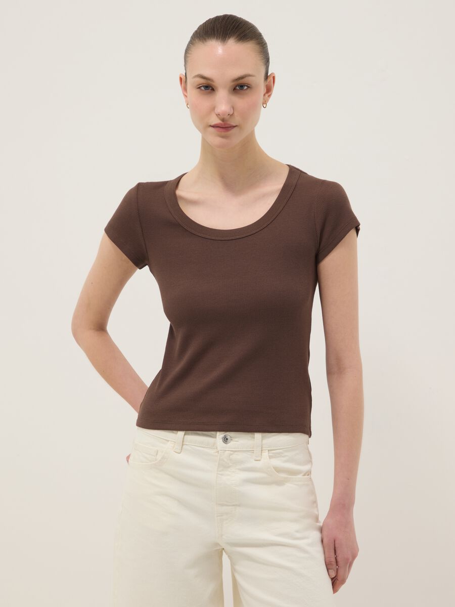 Brown fitted short sleeve cotton stretch T-shirt_1