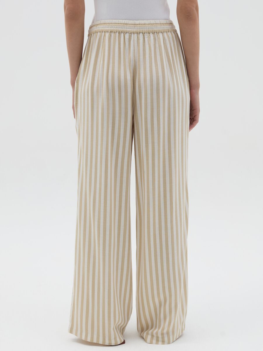Striped beige palazzo trousers in viscose and linen_3