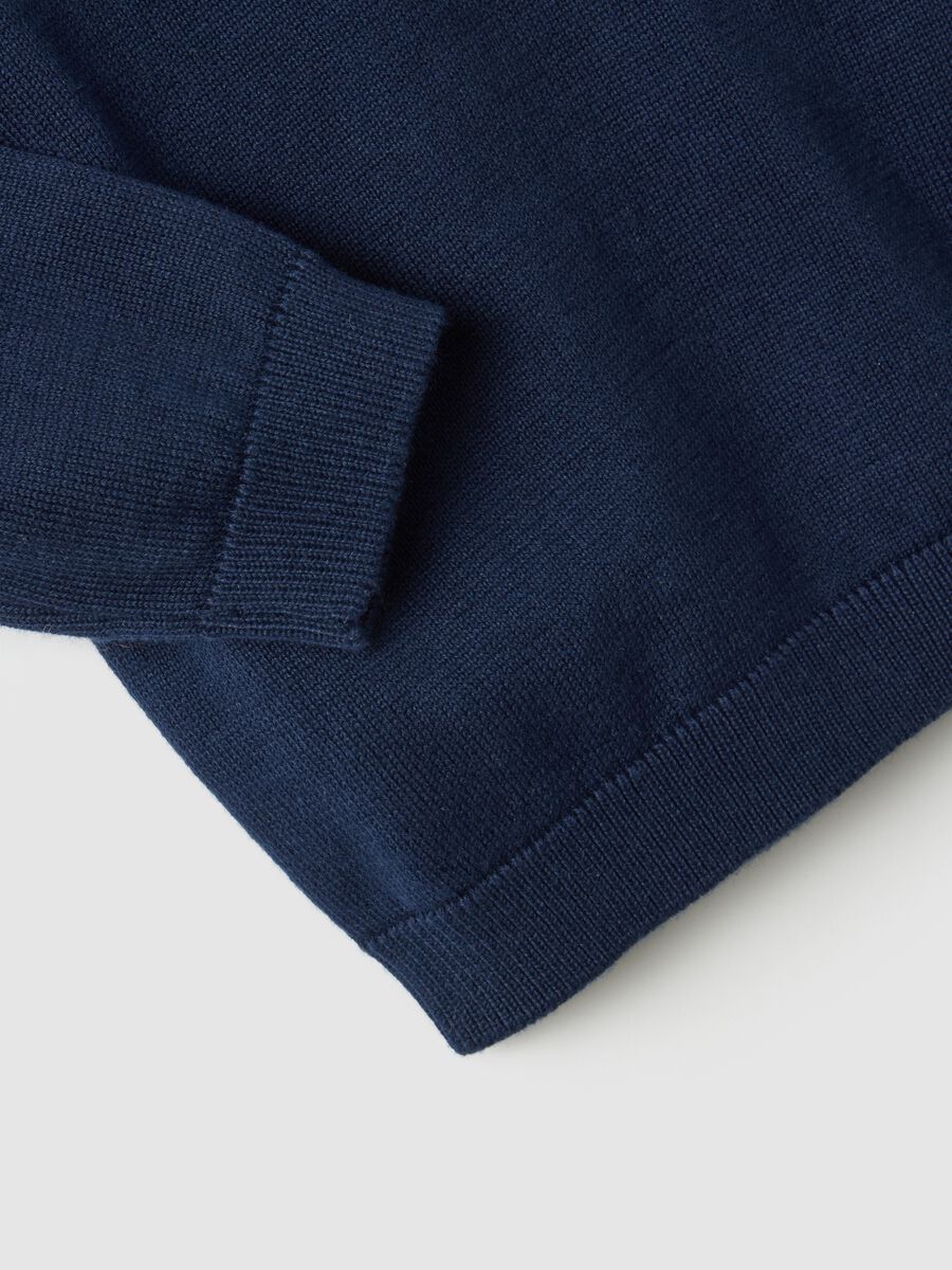 Blue pure cotton sweater regular fit for boys_3