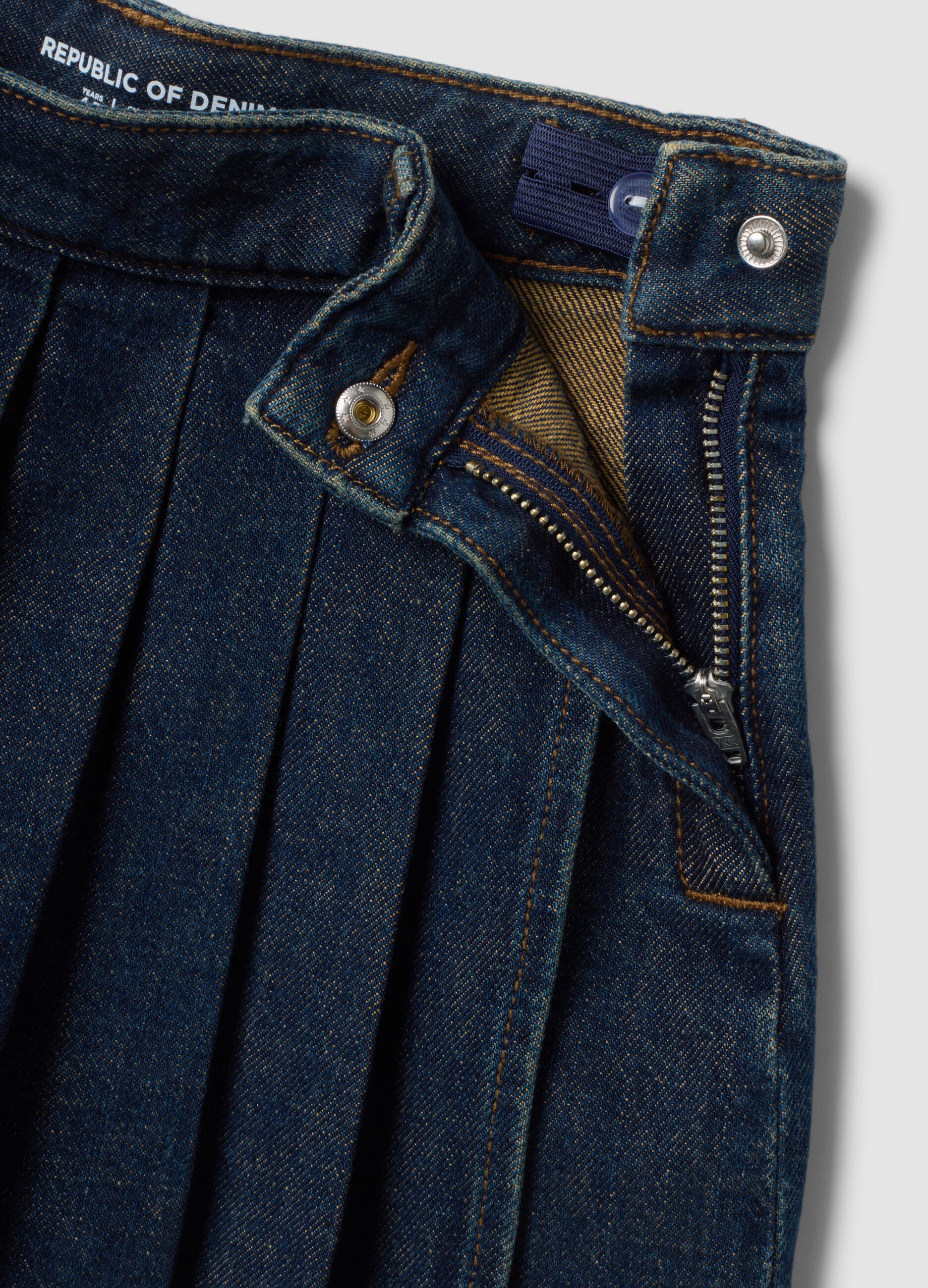 Blue denim skort in pure cotton with pleats for girls
