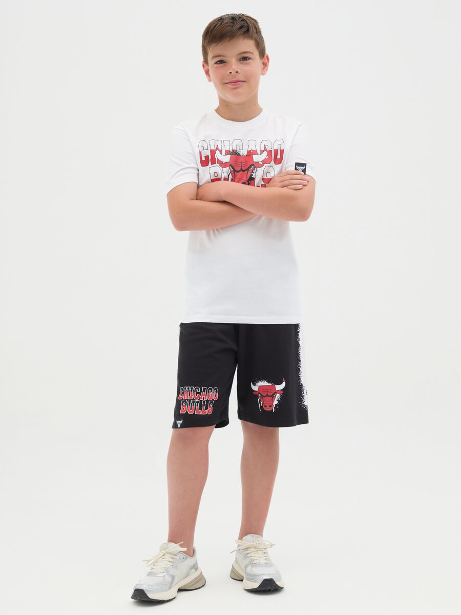 Completo da ragazzo in puro cotone multicolor regular fit con logo Chicago Bulls_1
