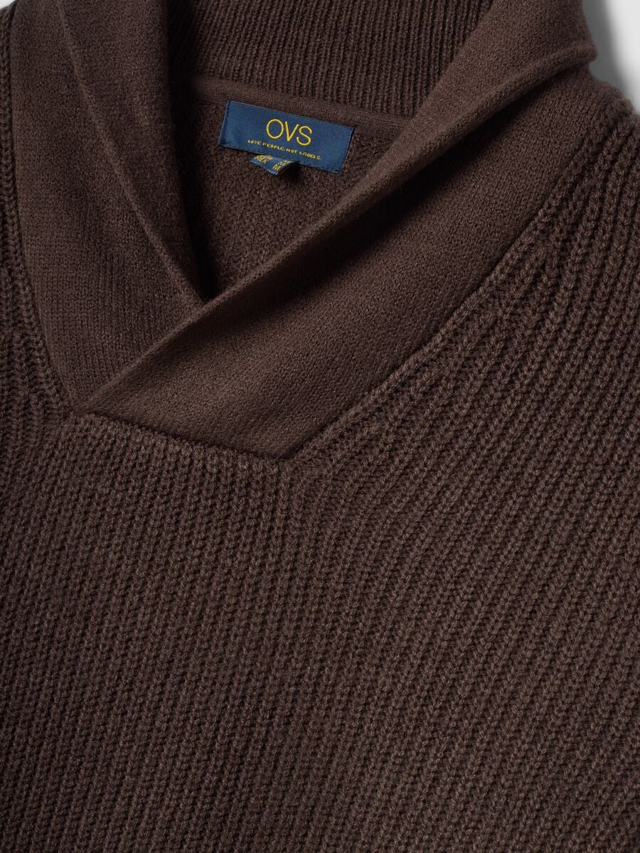 Brown ribbed shawl-collar jumper, regular fit_1