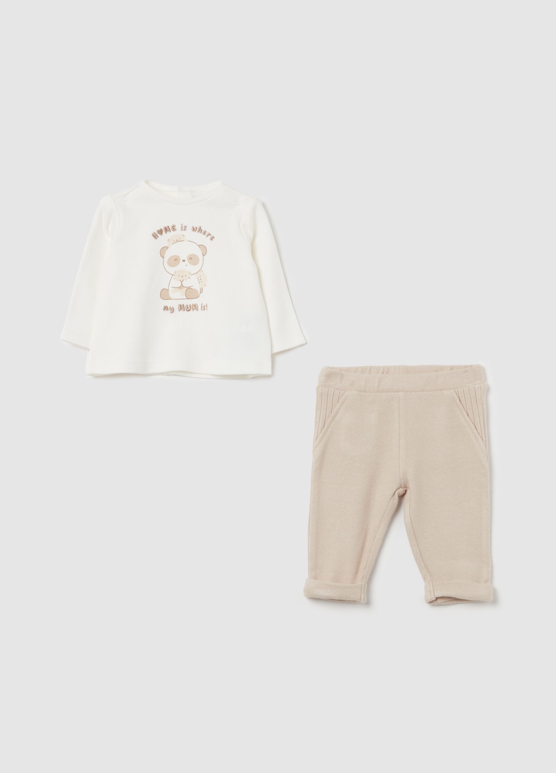 "HOME is where my MUM is!" T-shirt and trousers set