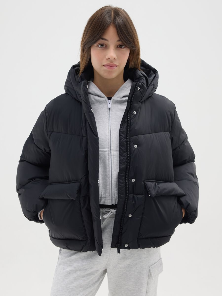 Piumino The Iconic Puffer nero da ragazza con cappuccio_1