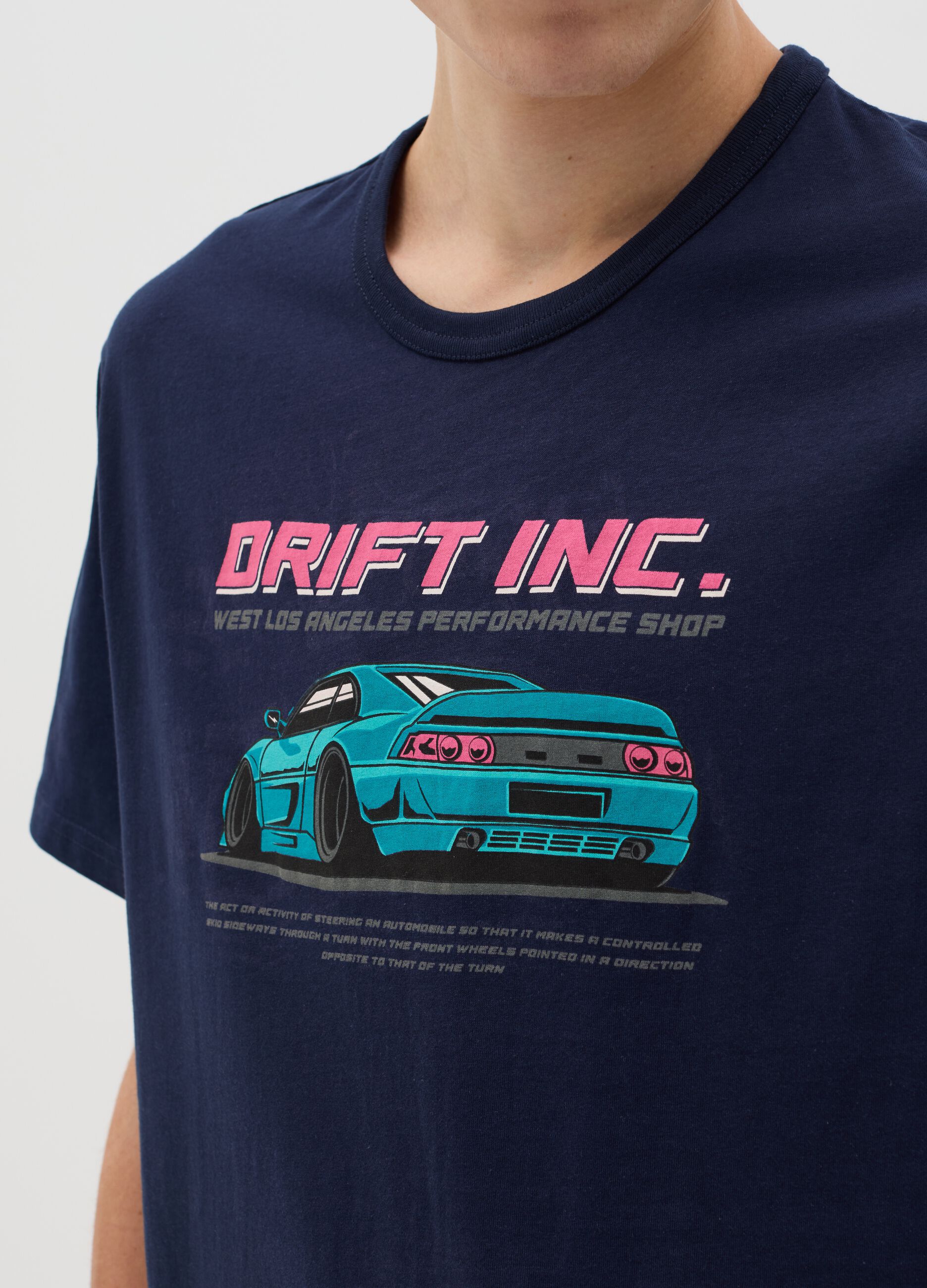 Cotton T-shirt with "Drift Inc" racing car print