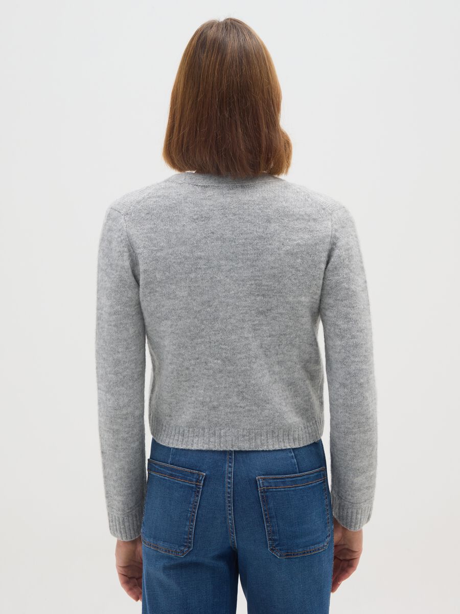 Grey regular fit V-neck cardigan_2