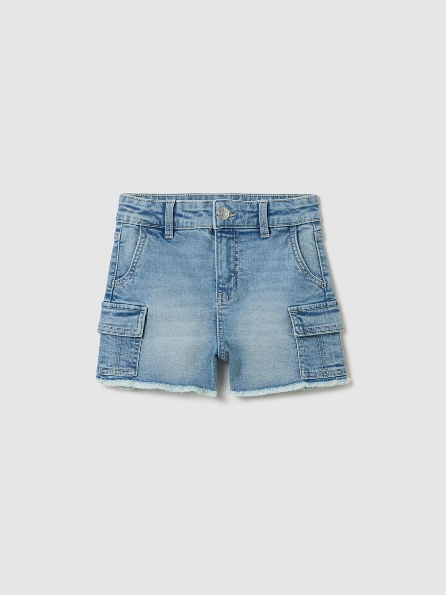 Denim cargo shorts with fringed hem_0