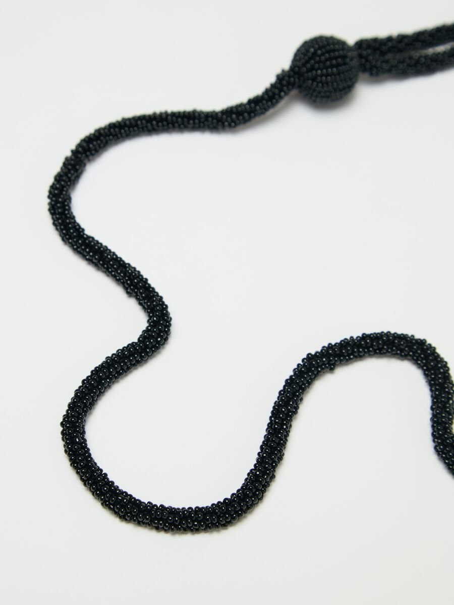 Long double-strand necklace with beads_2