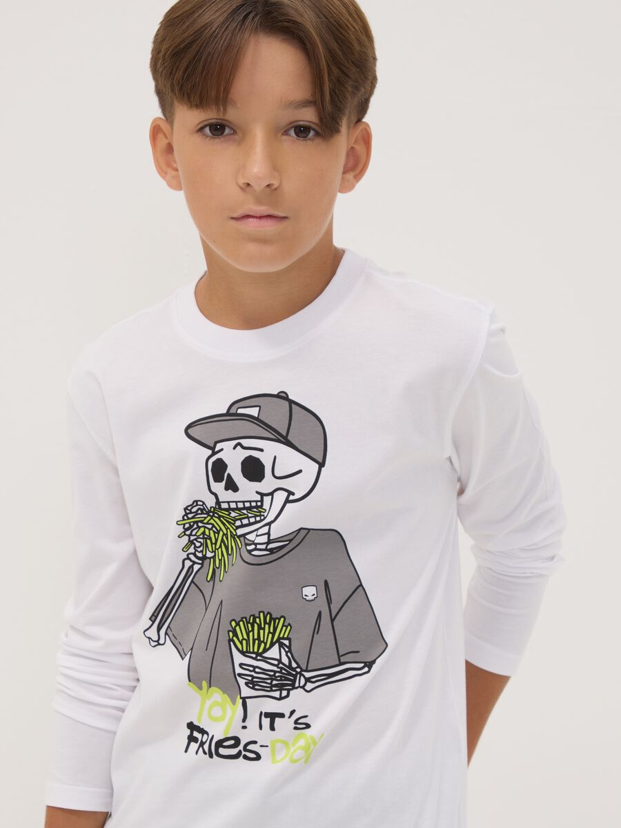 T-shirt bianca in puro cotone organico con stampa scheletro relaxed fit_1