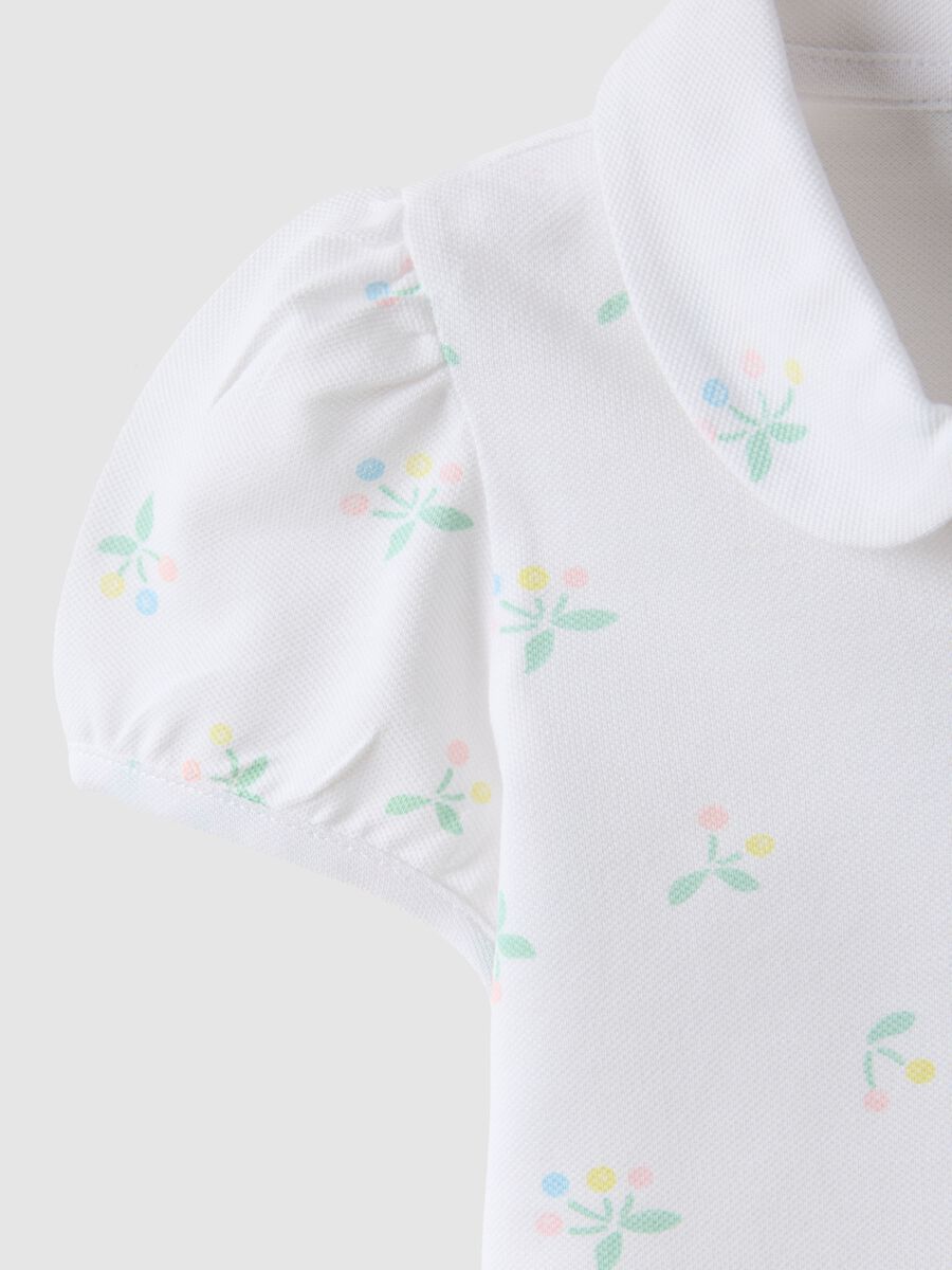 Girls' white cotton polo regular fit with floral pattern_2